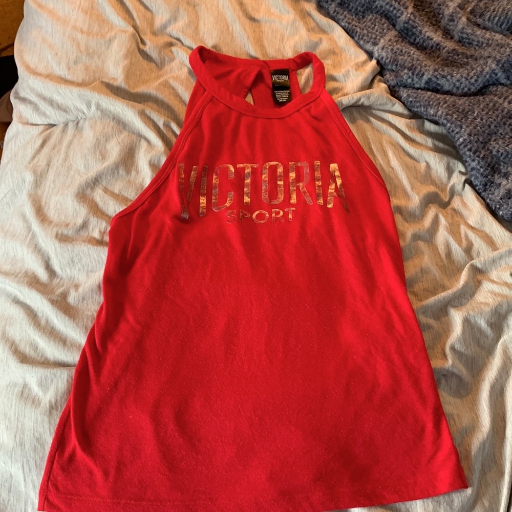 Red Victoria sport tank top